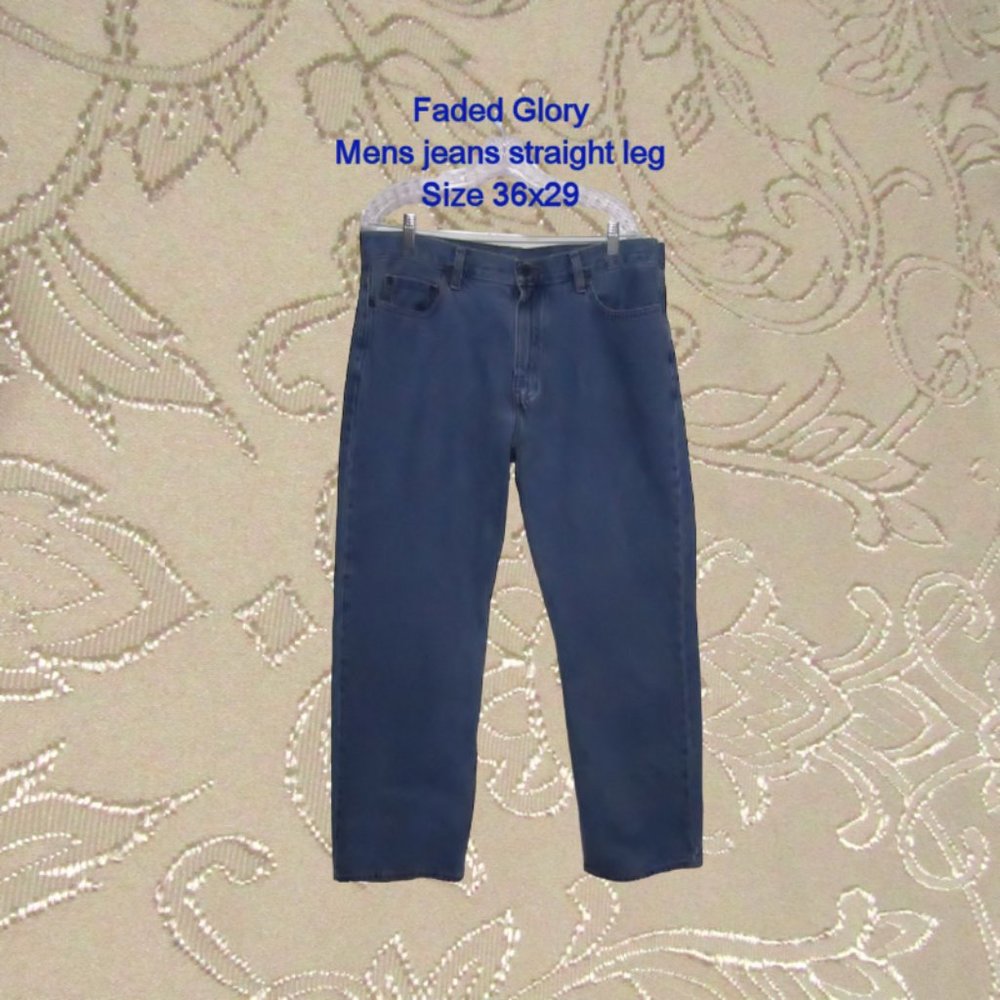 Faded Glory  size 36x30 mens jeansstraight leg mid wash blue denim